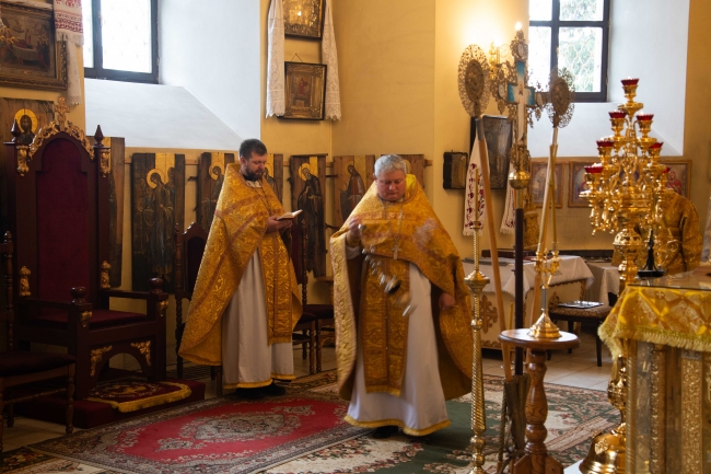 Збільшити зображення Божественна літургія 8 жовтня, у День пам"яті святих отців VII Вселенського собору