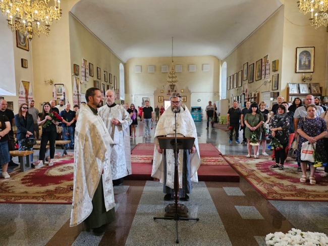 Чин відспівування солдата Онищенка Валерія Олеговича та солдата Жихарєва Павла Юрійовича