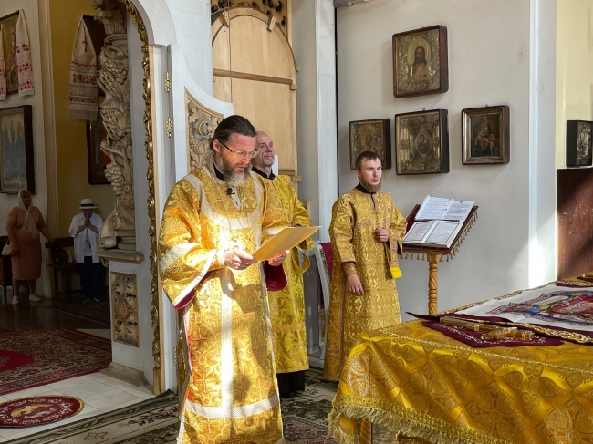Божественна літургія у шосту Неділю після П’ятдесятниці